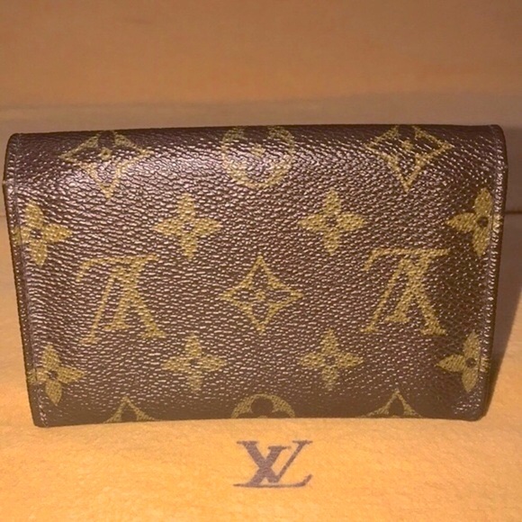 Louis Vuitton Vintage Monogram Portefeiulle Tresor with Gold Trim Edges - Picture 3 of 15